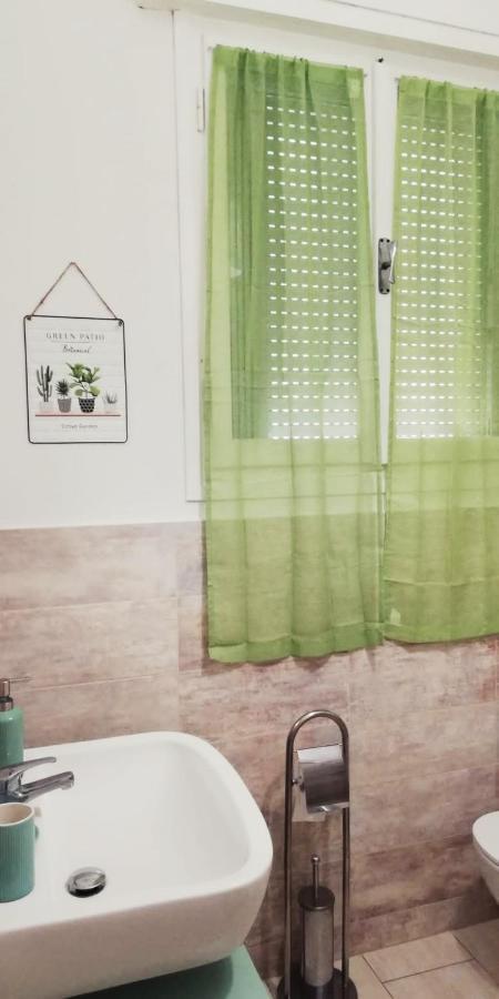 Bed and Breakfast La Finestra Sulla Fiera Bologna Exterior foto