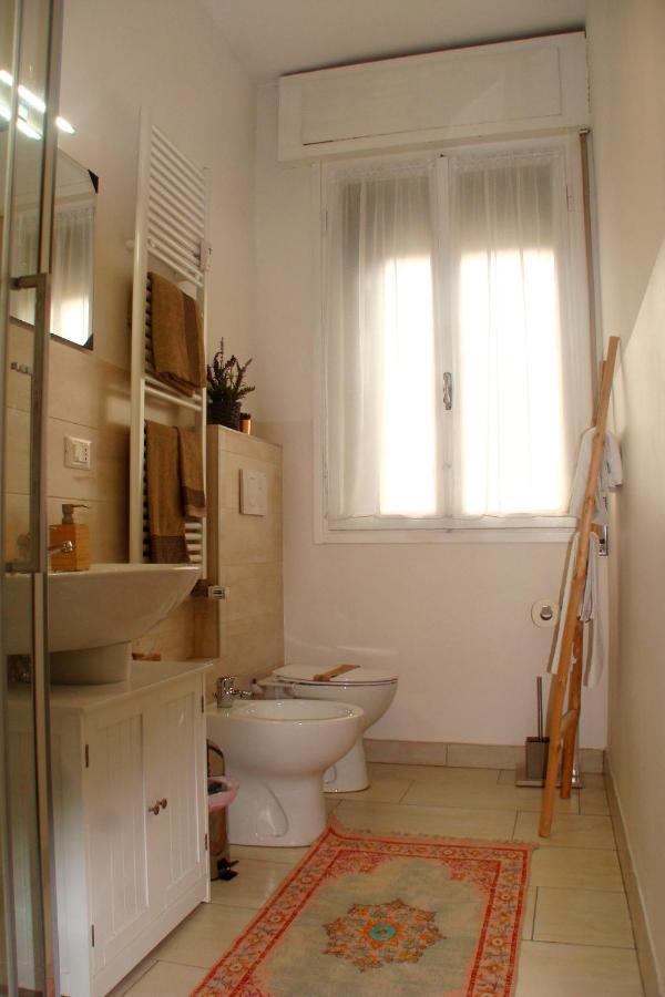 Bed and Breakfast La Finestra Sulla Fiera Bologna Exterior foto